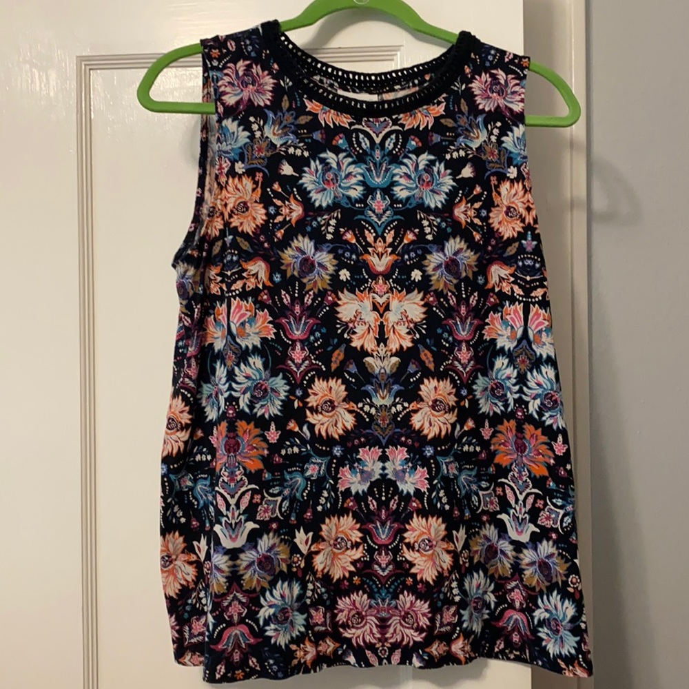 Jjill black floral tank top